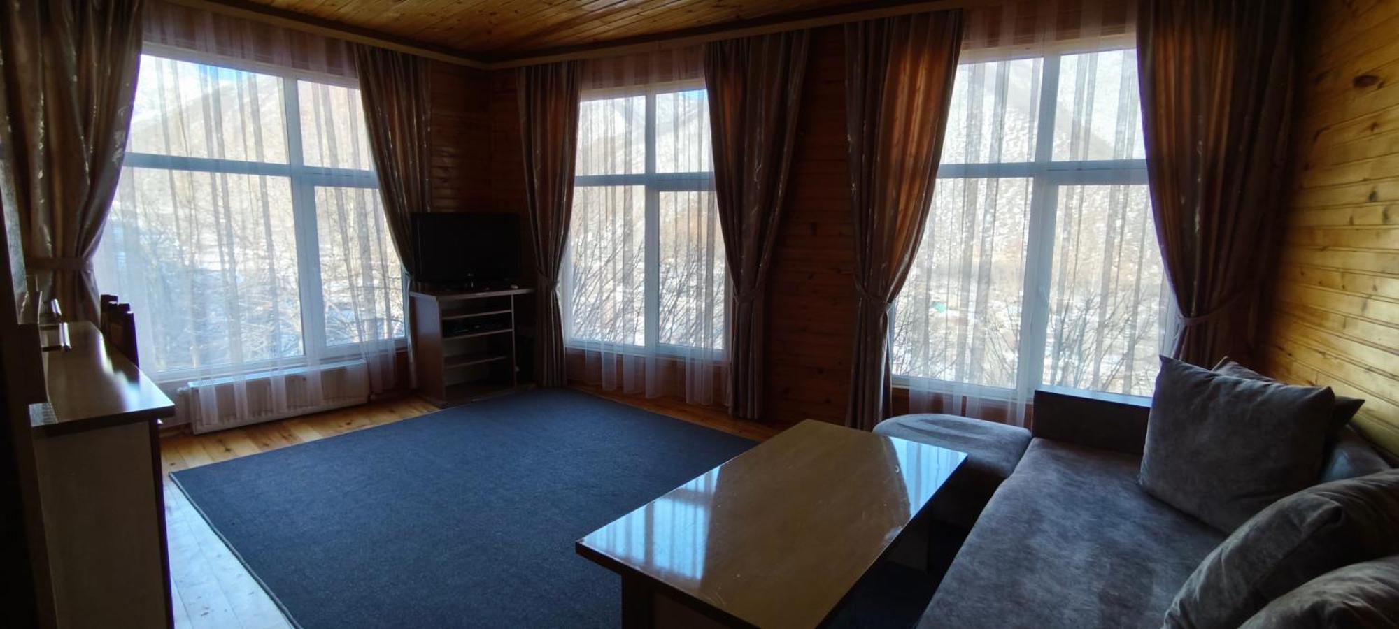 Kungut Hotel & Restaurant Şǝki Екстериор снимка
