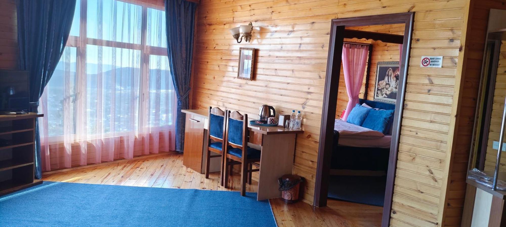 Kungut Hotel & Restaurant Şǝki Екстериор снимка